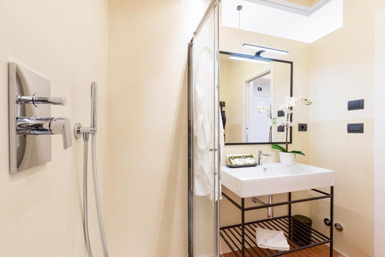 Foresteria Di Piazza Cavour - Luxury Suites & Guest House Rom Exteriör bild