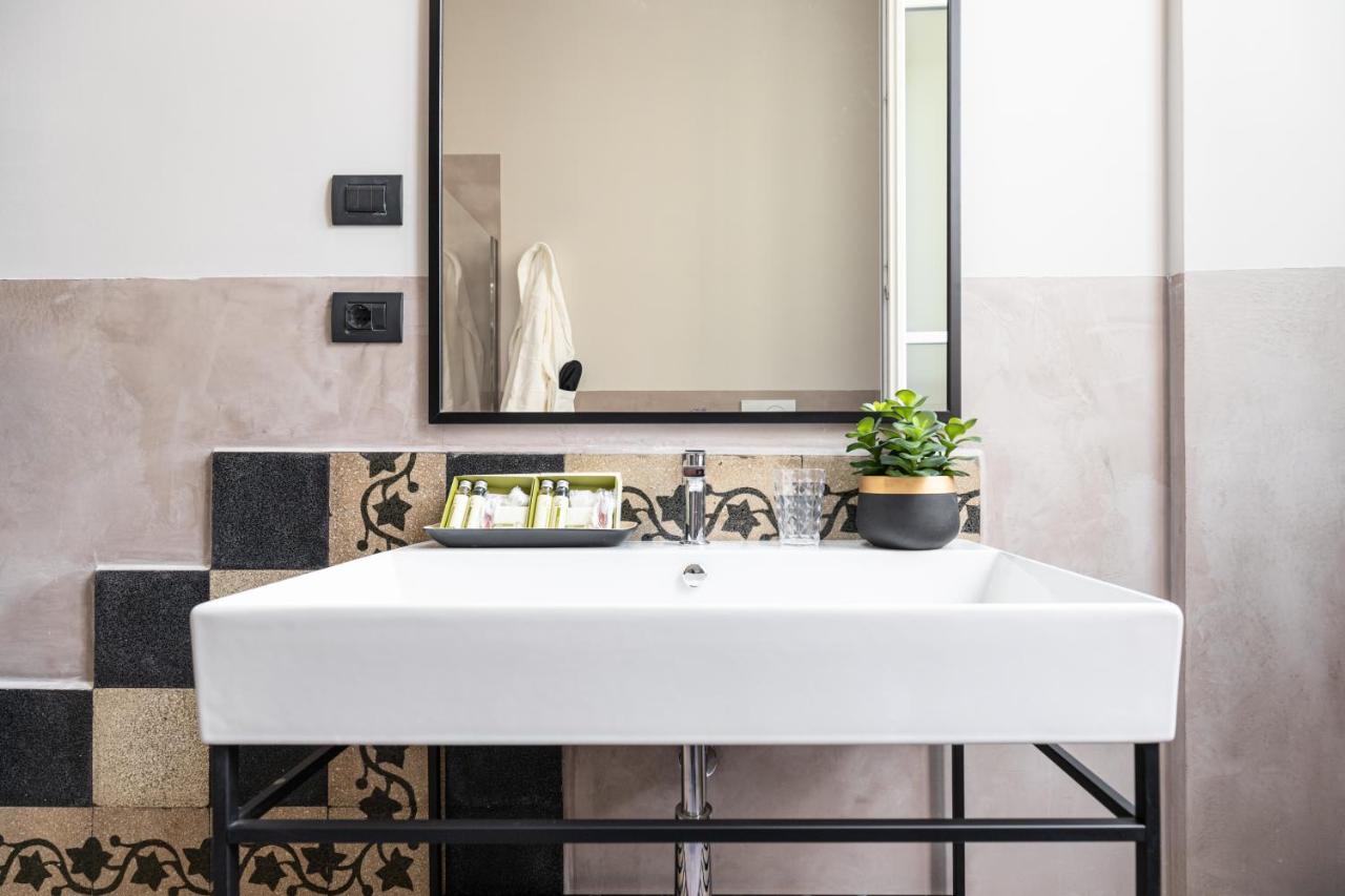 Foresteria Di Piazza Cavour - Luxury Suites & Guest House Rom Exteriör bild